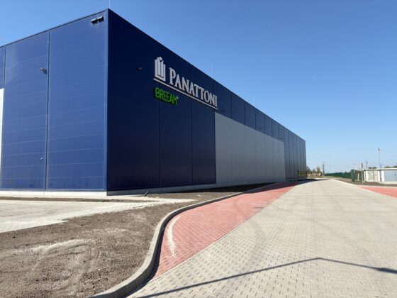 Újabb mérföldkőhöz érkezett a Panattoni Park Moson: elkészült a második csarnok is